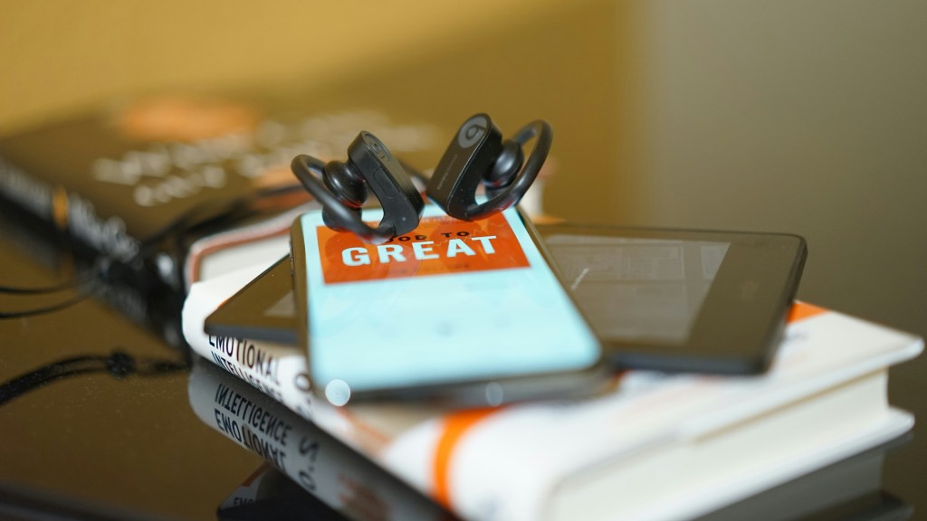 Turning pages, swiping screens, and hitting play: Is reading always the same to our&nbsp;brain?
